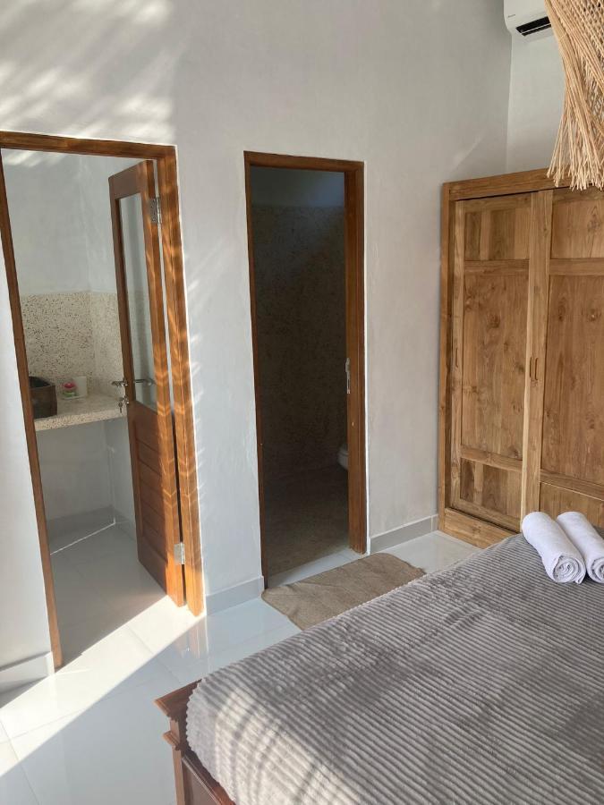 Villa Iris Homestay Улувату Екстер'єр фото